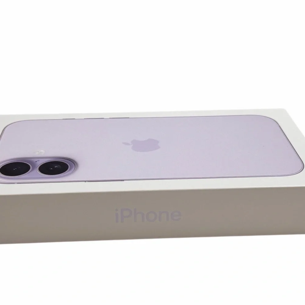 Apple iPhone 17 in Lavender with 256GB EMPTY BOX